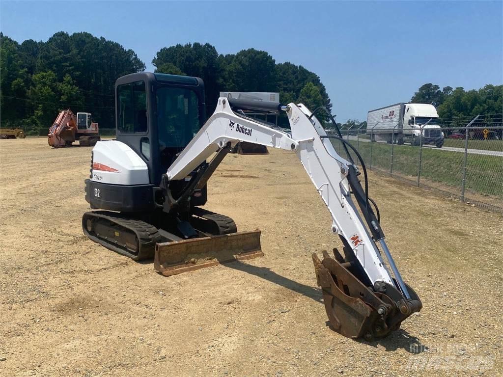 Bobcat E32 建設機械 -　その他