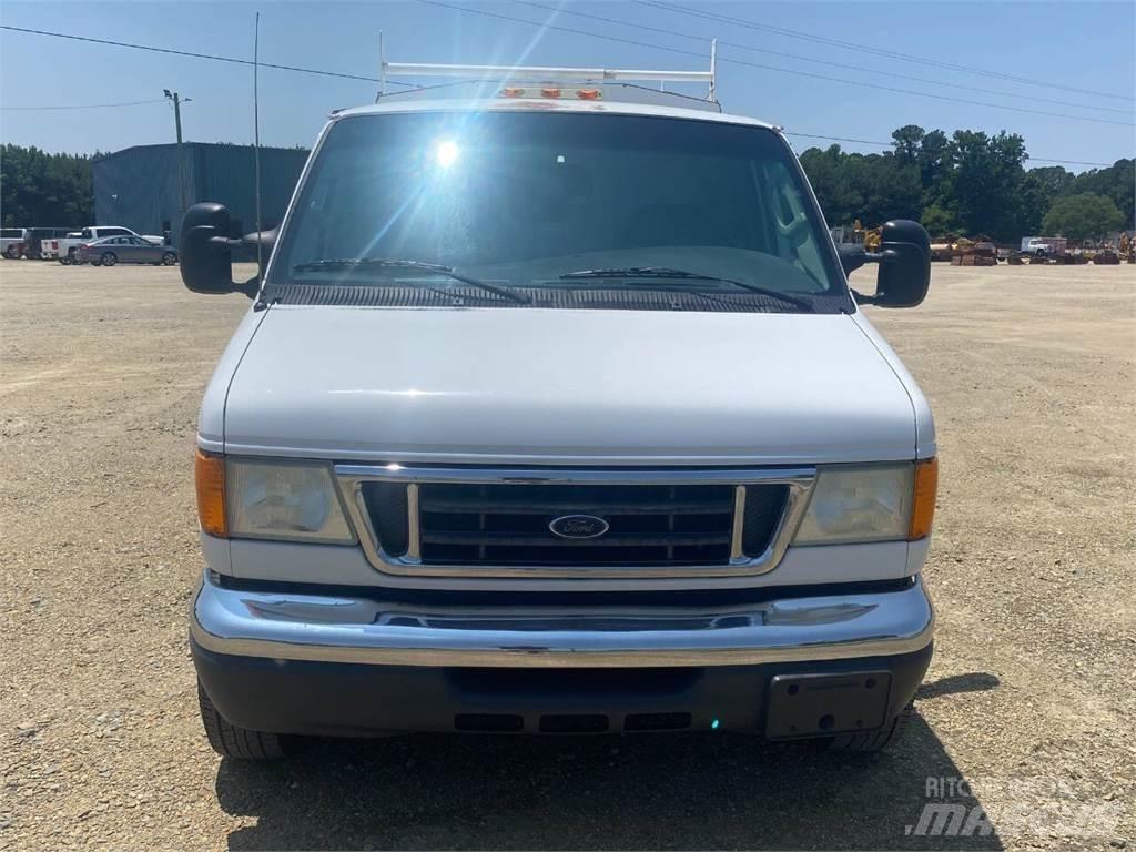 Ford E-Series 建設機械 -　その他