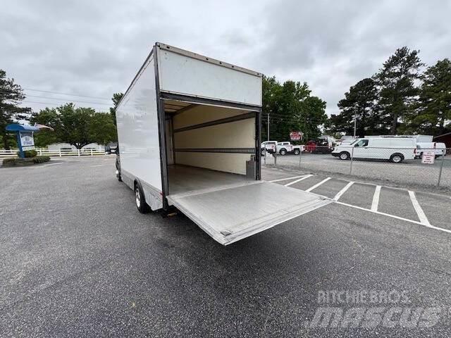 Ford Transit 建設機械 -　その他