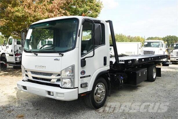Isuzu NRR レッカー車