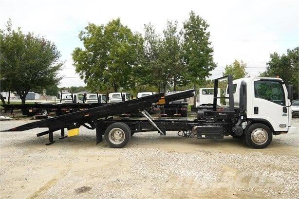 Isuzu NRR レッカー車