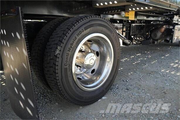 Isuzu NRR レッカー車