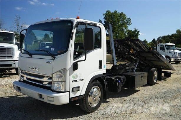 Isuzu NRR レッカー車