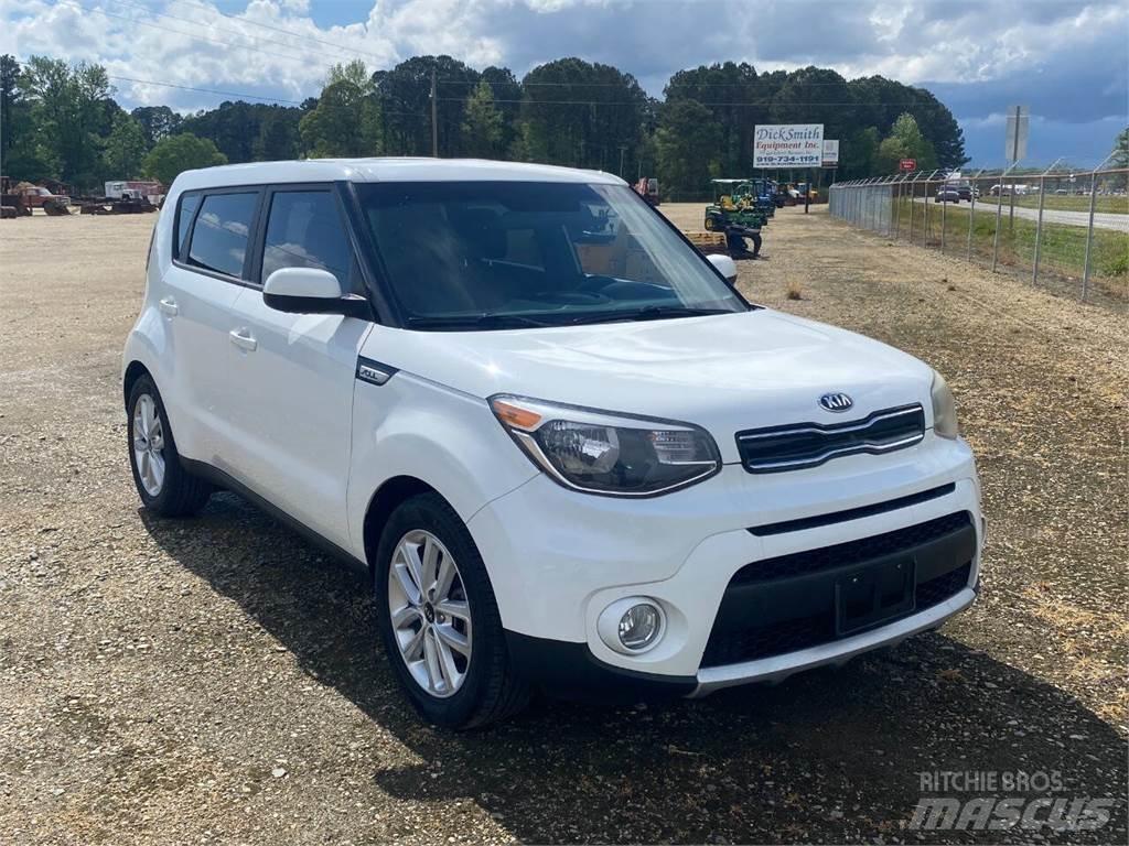 Kia Soul 建設機械 -　その他