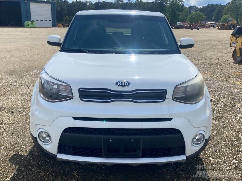 Kia Soul 建設機械 -　その他
