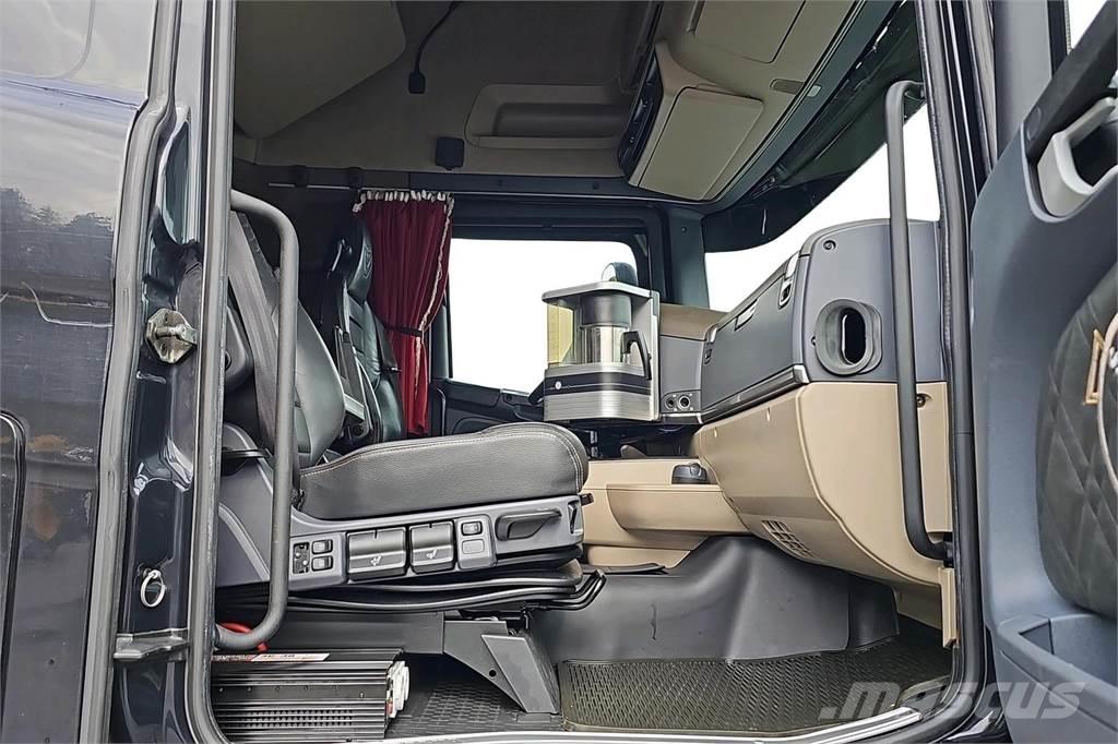Scania R580 ボックスボディー、ウイング、箱車