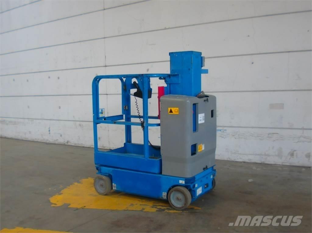 Genie GRC12 垂直昇降型リフト