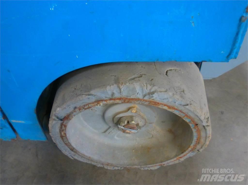 Genie GS1532 シザースリフト