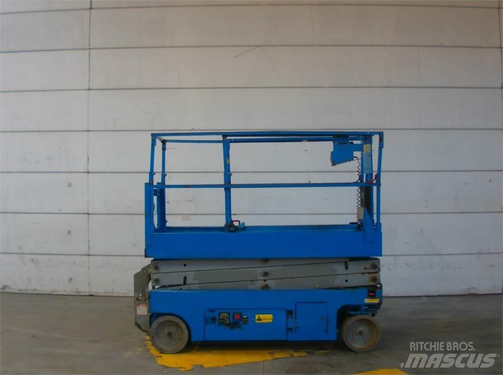 Genie GS2032 シザースリフト