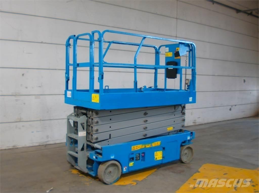 Genie GS3246 シザースリフト