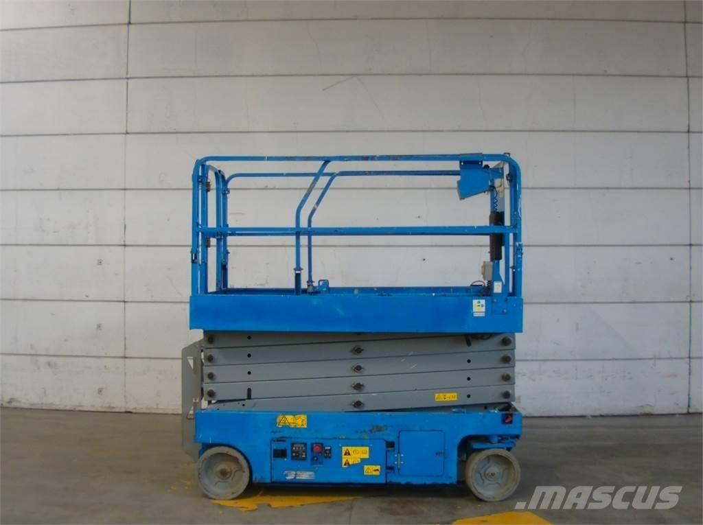 Genie GS3246 シザースリフト