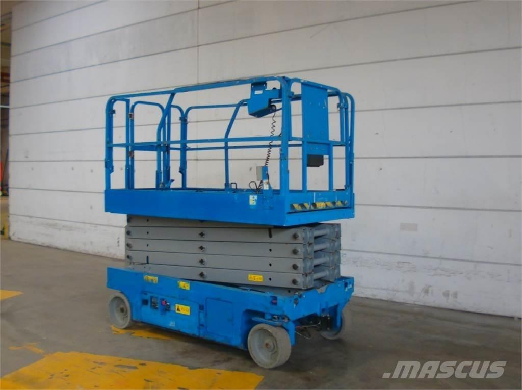 Genie GS3246 シザースリフト
