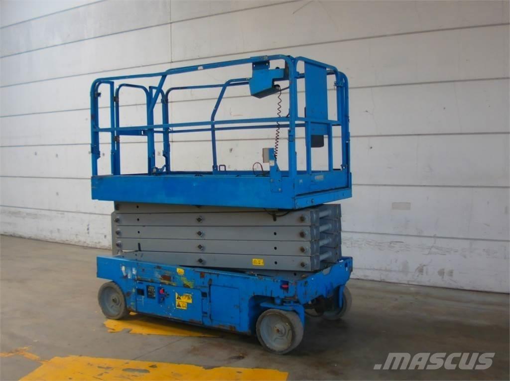 Genie GS3246 シザースリフト