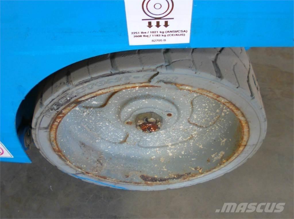 Genie GS3246 シザースリフト