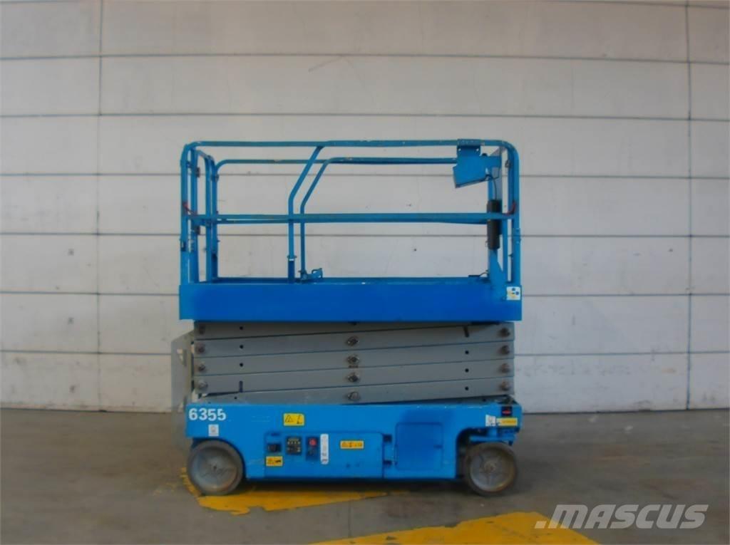 Genie GS3246 シザースリフト