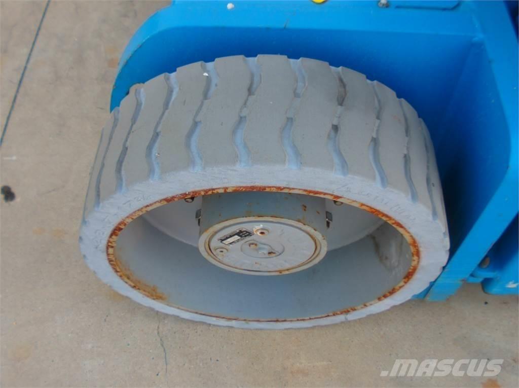 Genie Z30-20NRJ ブームリフト　屈伸型