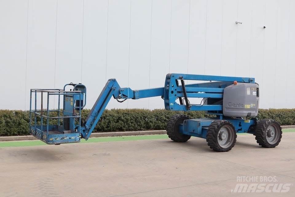 Genie Z51-30JRT ブームリフト　屈伸型