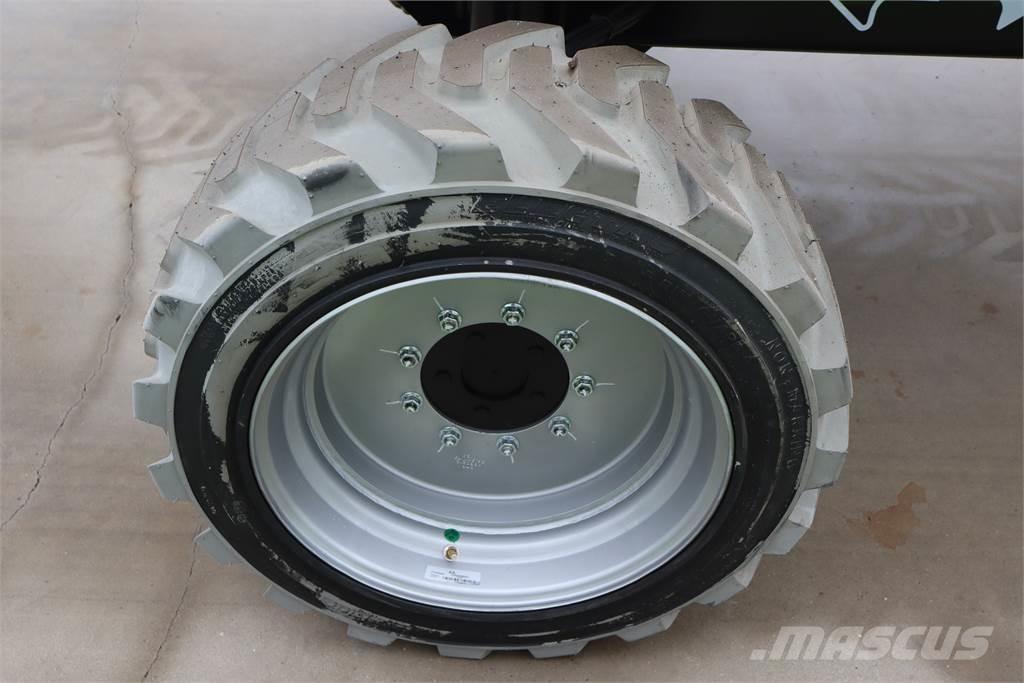 JLG EC 600SJP ブームリフト　直伸型