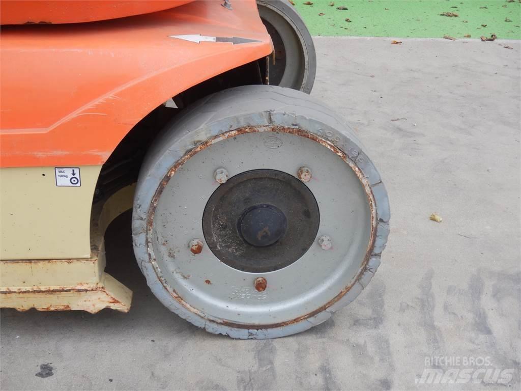 JLG Toucan 10E 垂直昇降型リフト