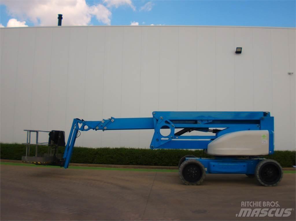 Niftylift HR28 ブームリフト　屈伸型