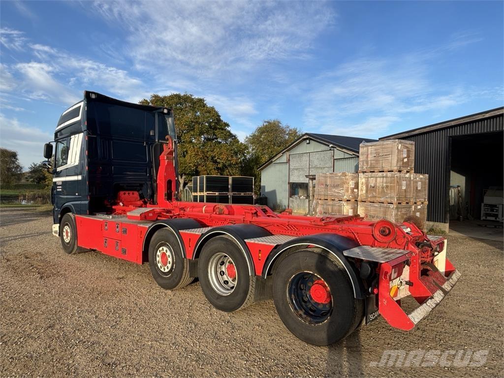 DAF XF 510 FAK 8X2 アームロール