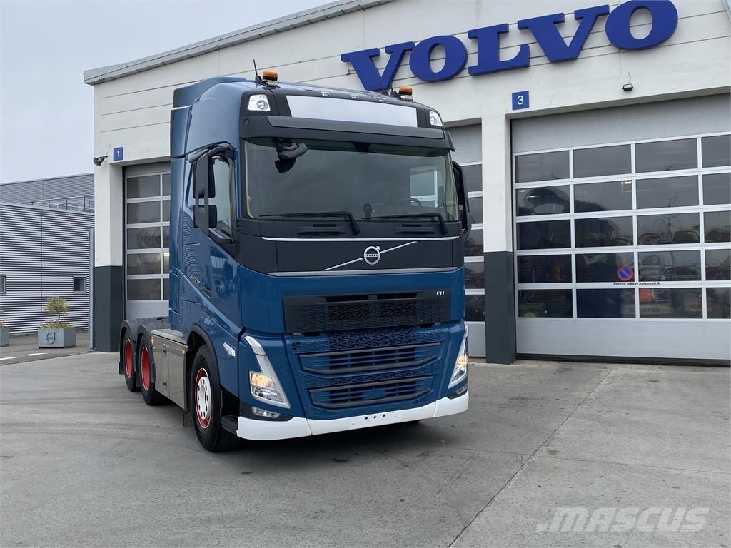 Volvo FH 6x4 中古トラクターヘッド | トレーラーヘッド
