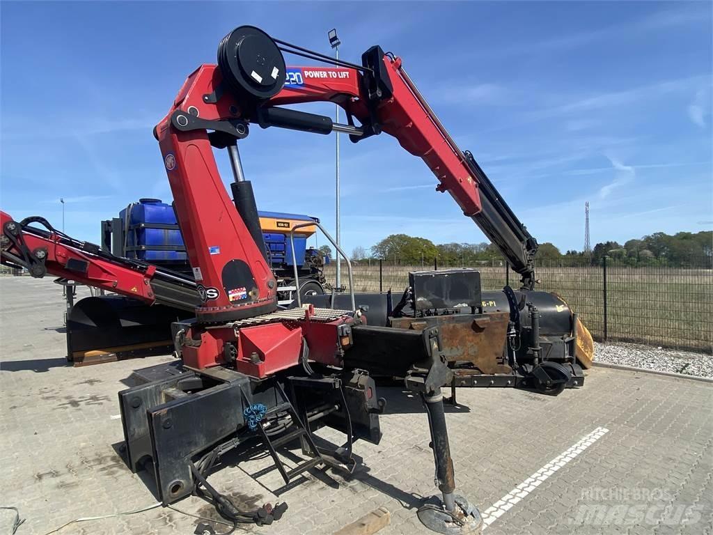 Volvo FM 8x4 500 クレーントラック、ユニック車