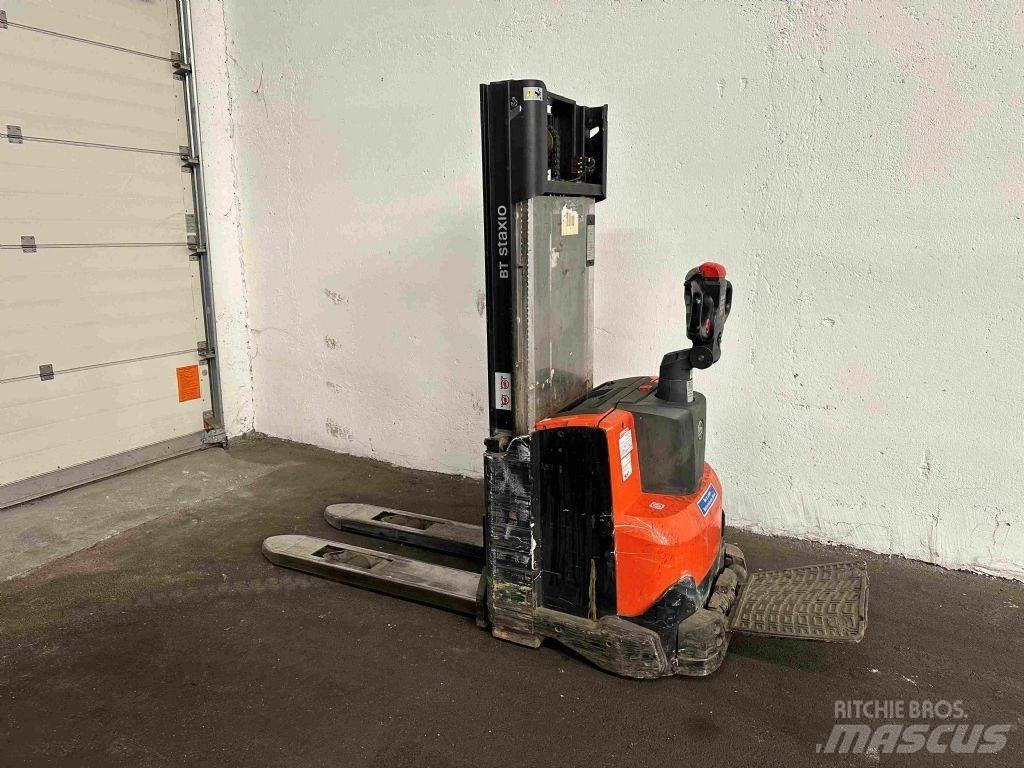BT SWE 100 ウォーキンフォークリフト