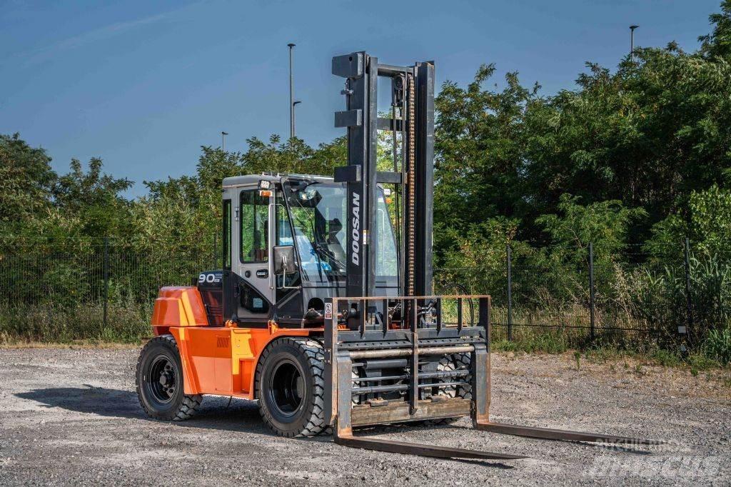 Doosan D 90-S-7 ディーゼル・軽油