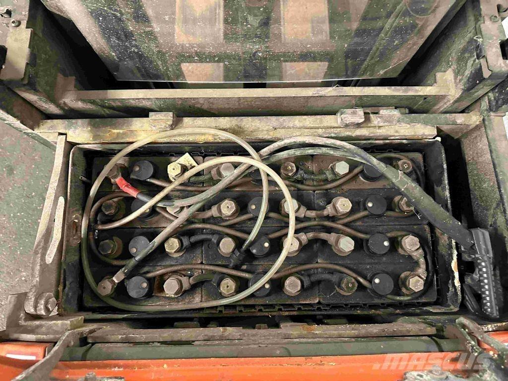 Toyota SPE 200 D ウォーキンフォークリフト