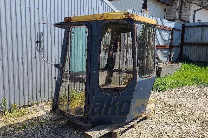 Hanomag 70E Cab / Kabina キャビン及び内装