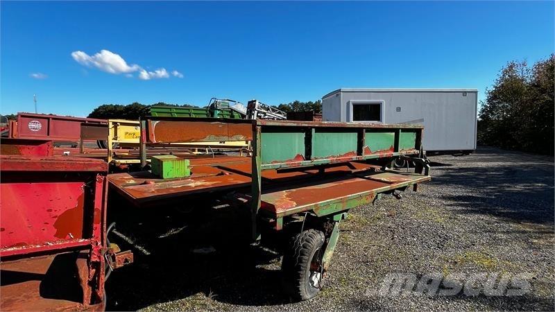  - - - Ballevogn ベールトレーラー