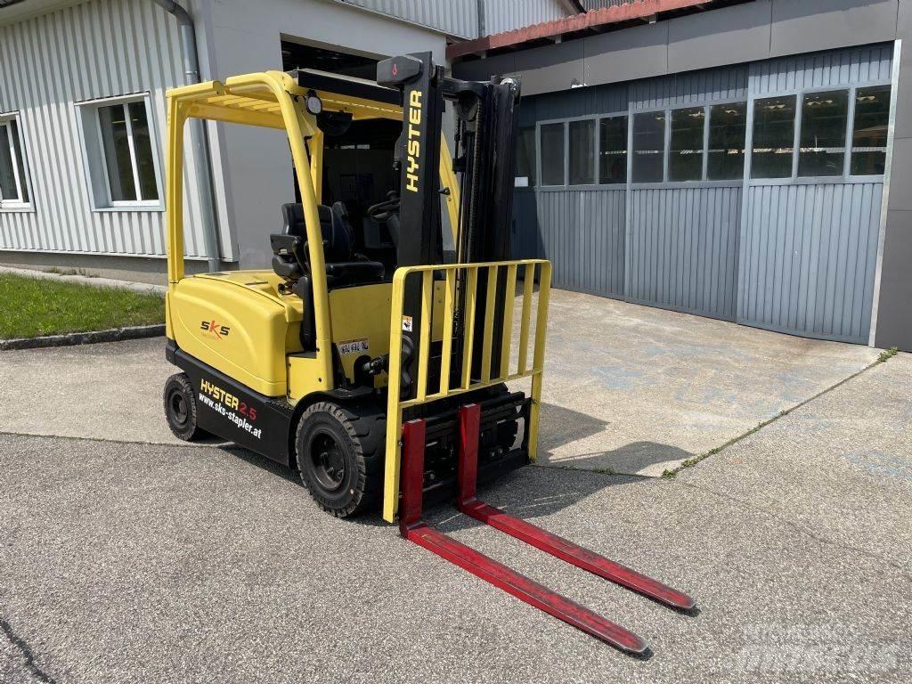 Hyster J2.5XN バッテリーフォークリフト