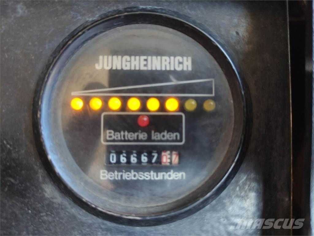 Jungheinrich EJC A 12.5 ウォーキンフォークリフト