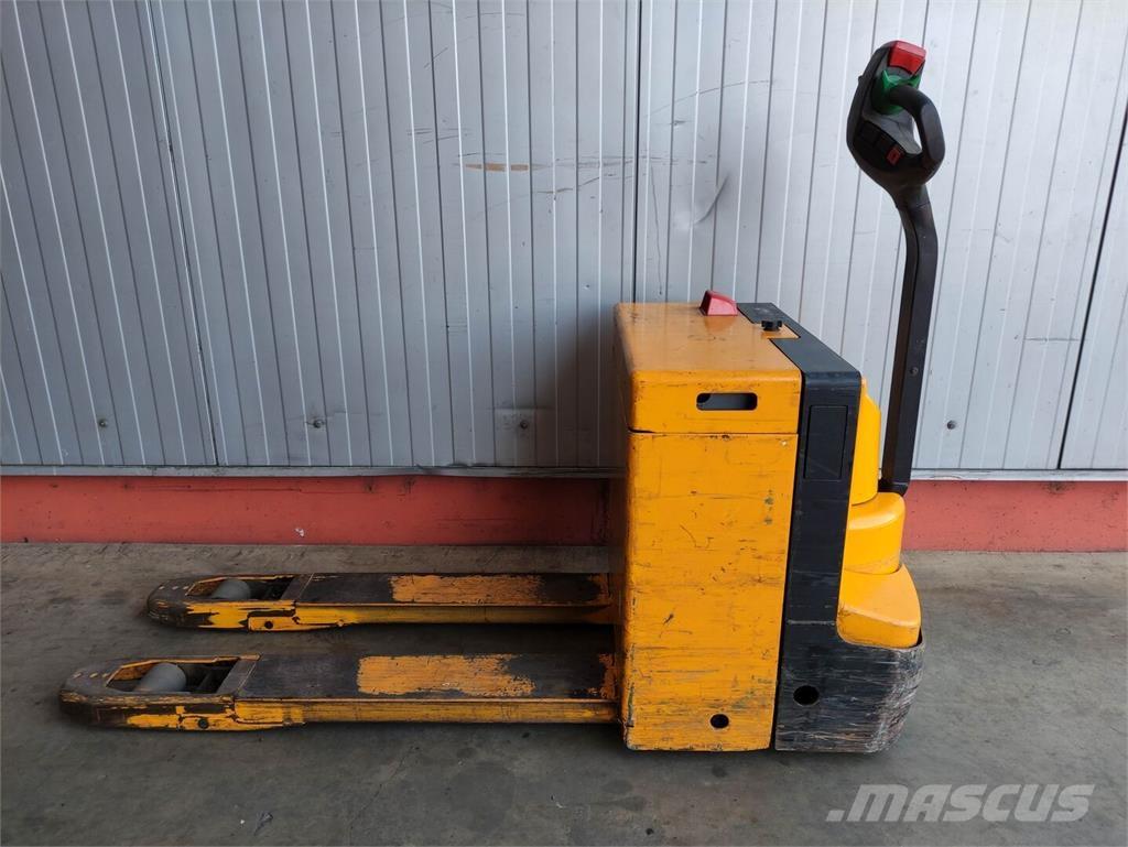 Jungheinrich ELE16G ローリフト