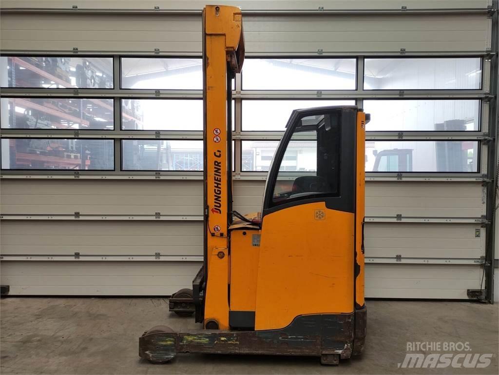 Jungheinrich ETM216 リーチフォークリフト