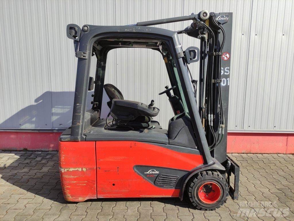 Linde E20L-02-386 バッテリーフォークリフト