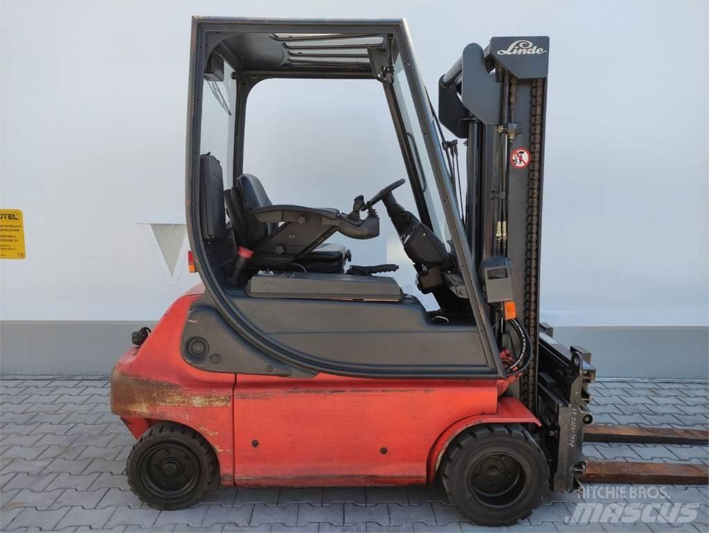 Linde E20P-02-335 バッテリーフォークリフト