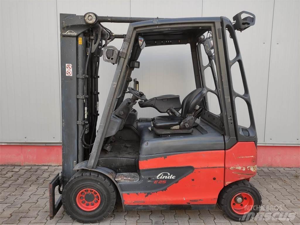 Linde E25-01-387 バッテリーフォークリフト