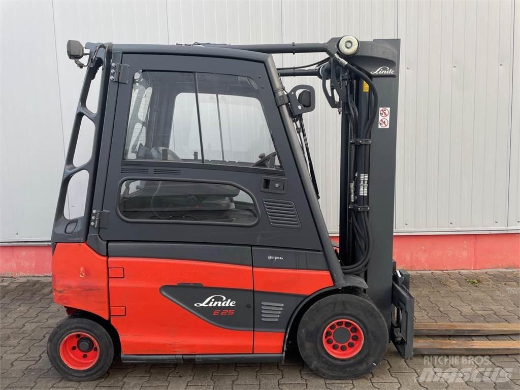Linde E25-01-387 バッテリーフォークリフト
