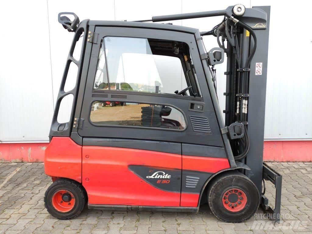 Linde E30L-01-387 バッテリーフォークリフト