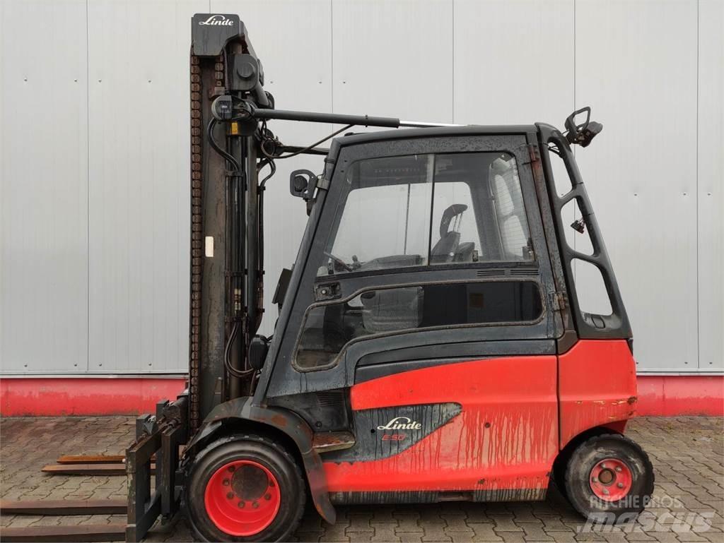 Linde E50HL-01-388 バッテリーフォークリフト