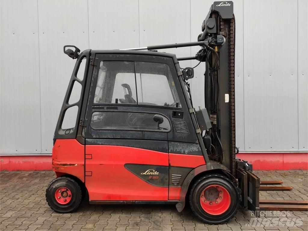 Linde E50HL-01-388 バッテリーフォークリフト