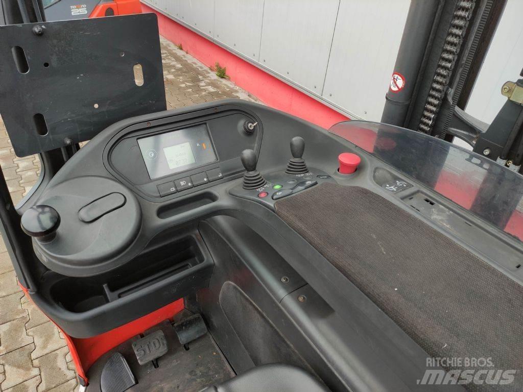 Linde R16G-01-1120 リーチフォークリフト
