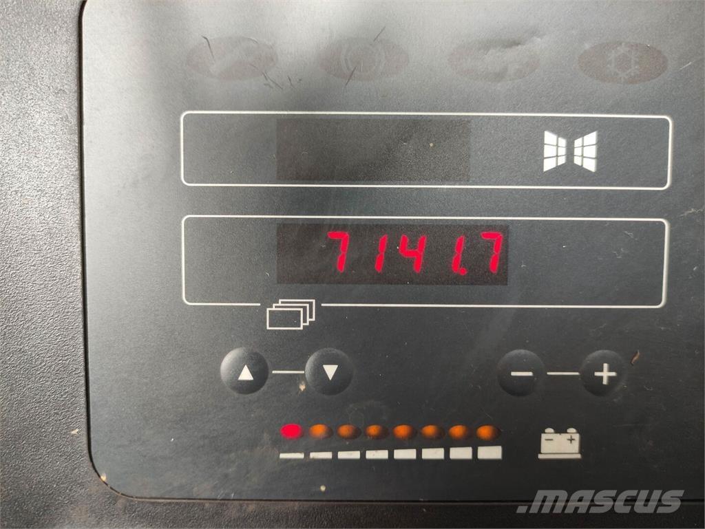 Still FM20 リーチフォークリフト