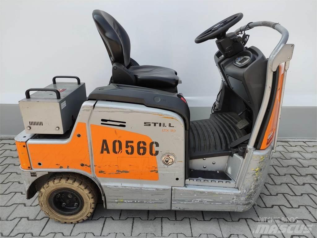 Still LTX-70 トーイングトラック