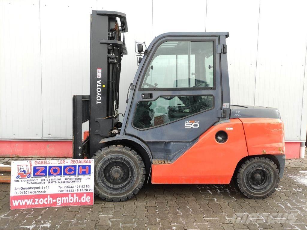 Toyota 40-8FD50N ディーゼル・軽油