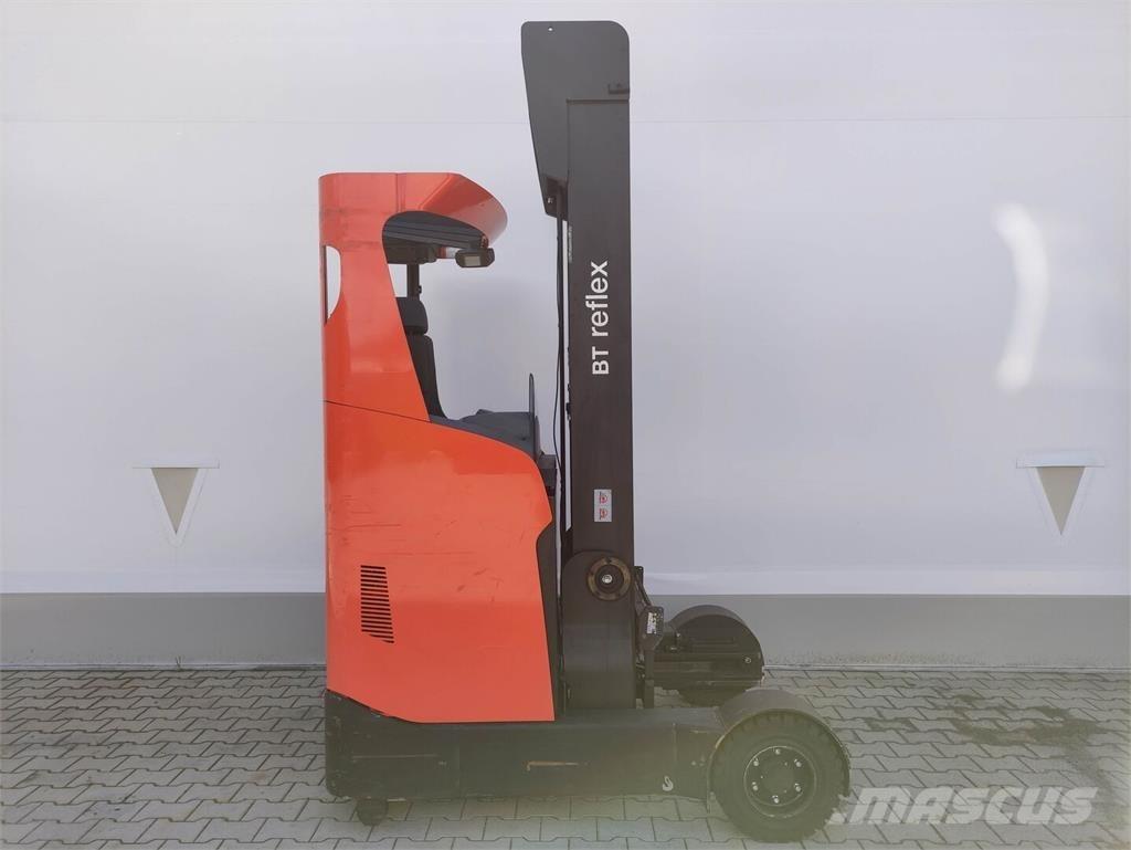 Toyota RRE160HH リーチフォークリフト