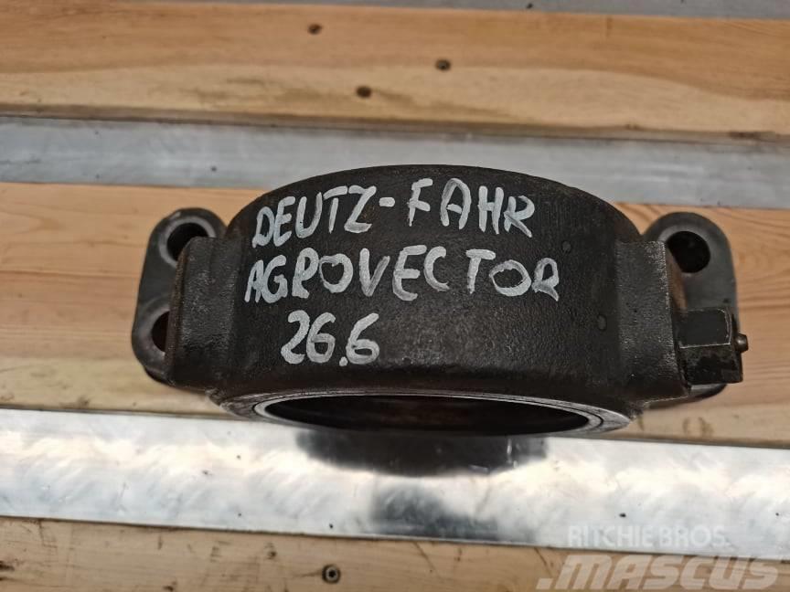 Deutz-Fahr 26.6 Agrovector {Carraro} axle bracket トランスミッション