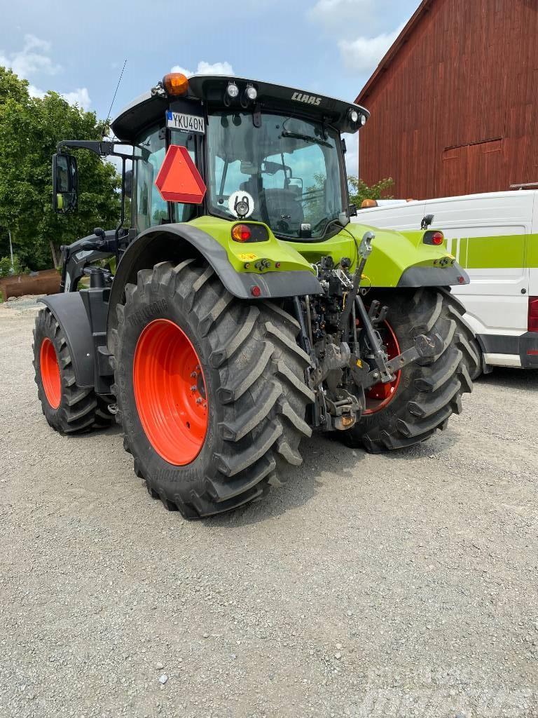CLAAS Arion 550 Cmatic トラクター